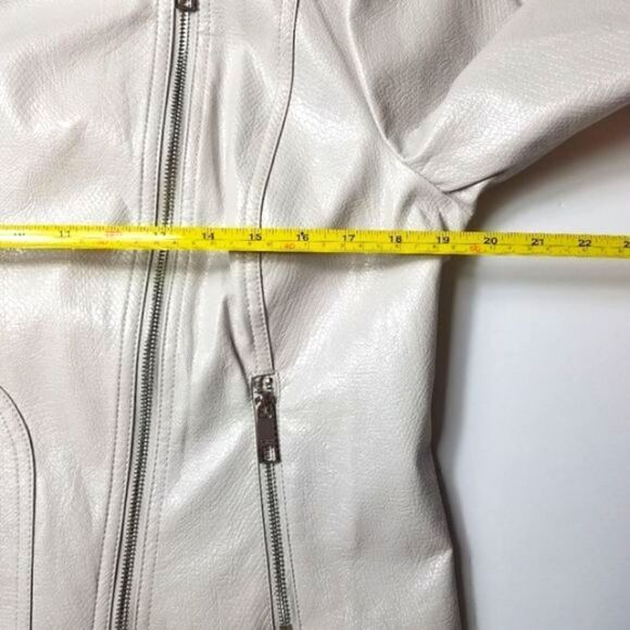 Guess L Faux Leather Snake Embossed Moto J… - Picture 11 of 12